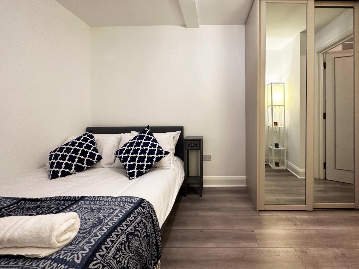 Chic Apartment In Mayfair London Exterior foto